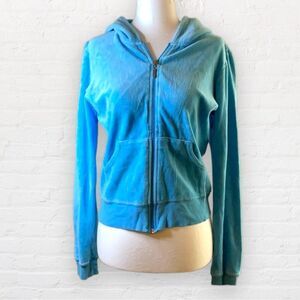 CELLO sports blue zip up hoodie with front pockets. Velour material. medium